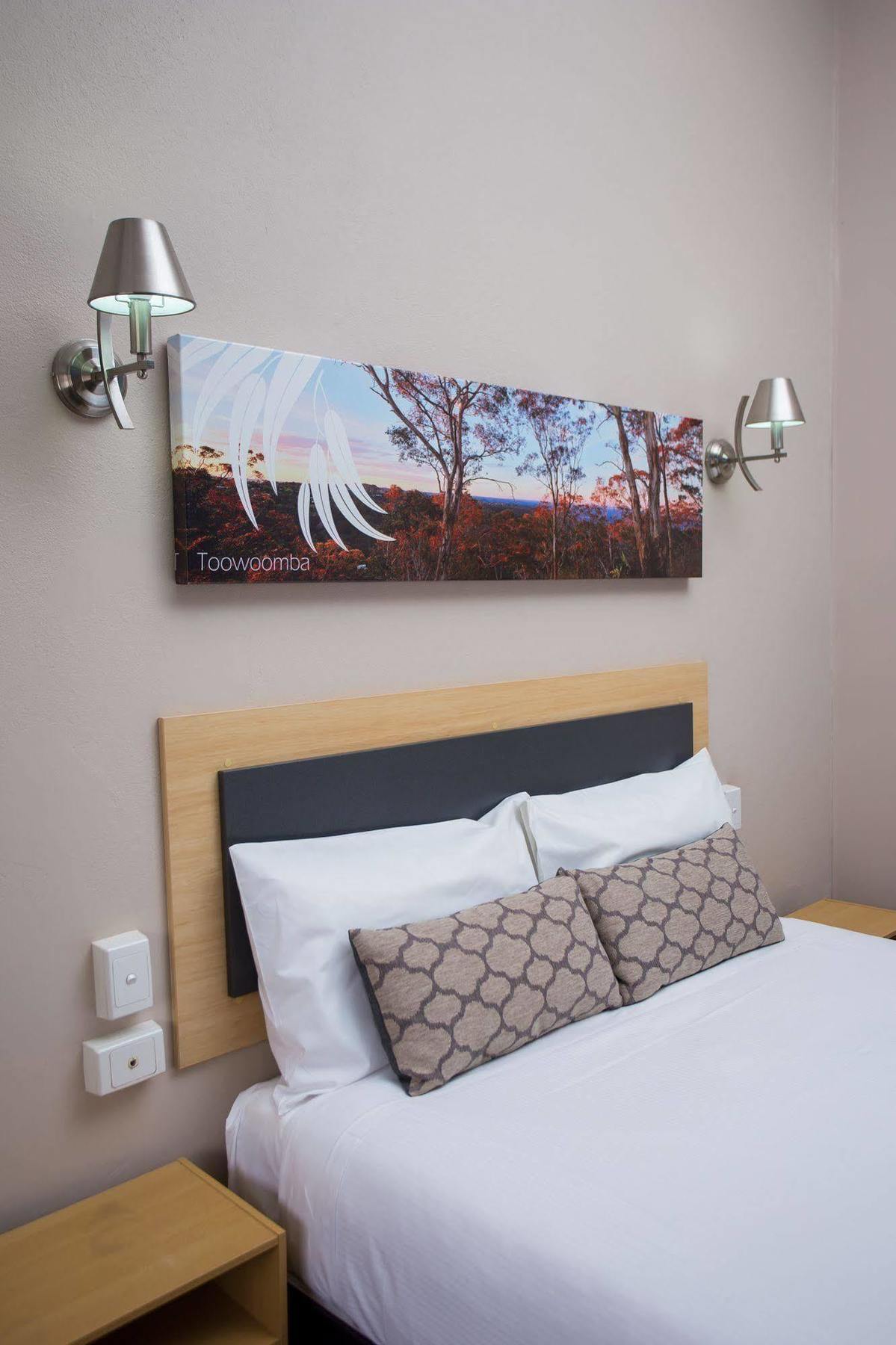 Downs Motel Toowoomba Dış mekan fotoğraf
